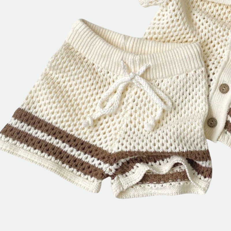 Stickat Sommarset för Barn – Topp & Shorts i Bomull